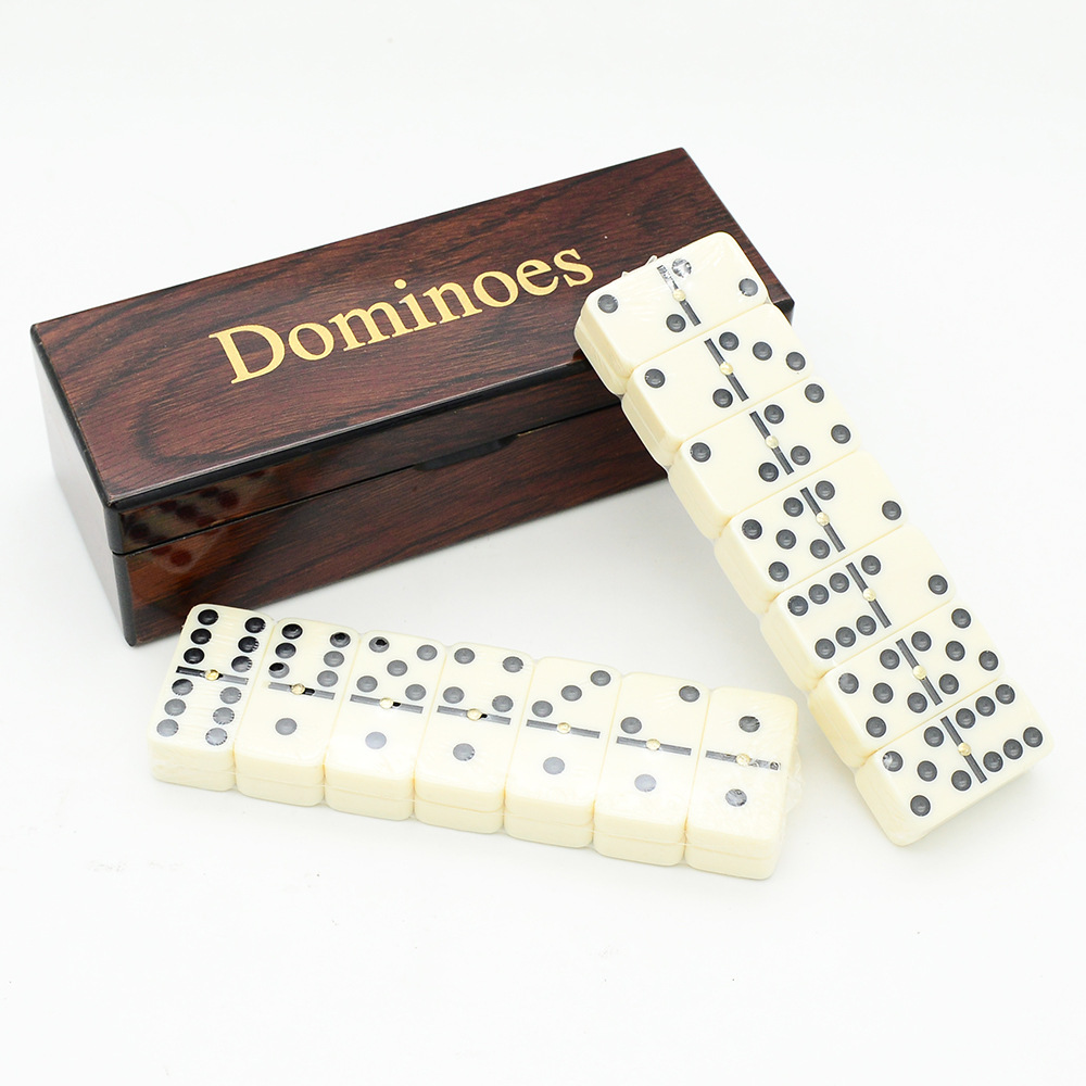 28-częściowy zestaw domino z ż – Board Game Family recenzja i cena